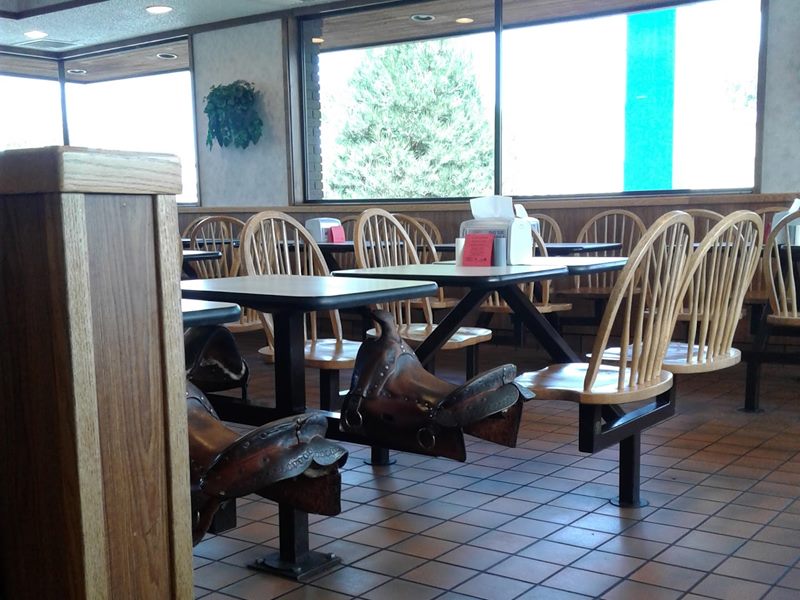 Burgers Etc interior